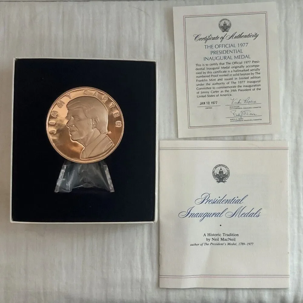The Franklin Mint 1977 Bronze Jimmy Carter Inaugural Day Medallion USA 2 3/4” - Picture 1 of 4